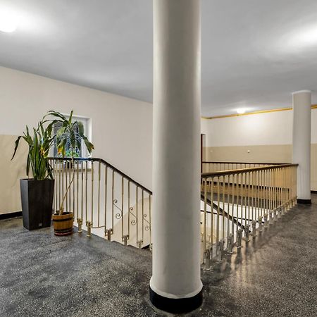 Metro Politechnika 3-Bedroom Apartment Warsawa Bagian luar foto