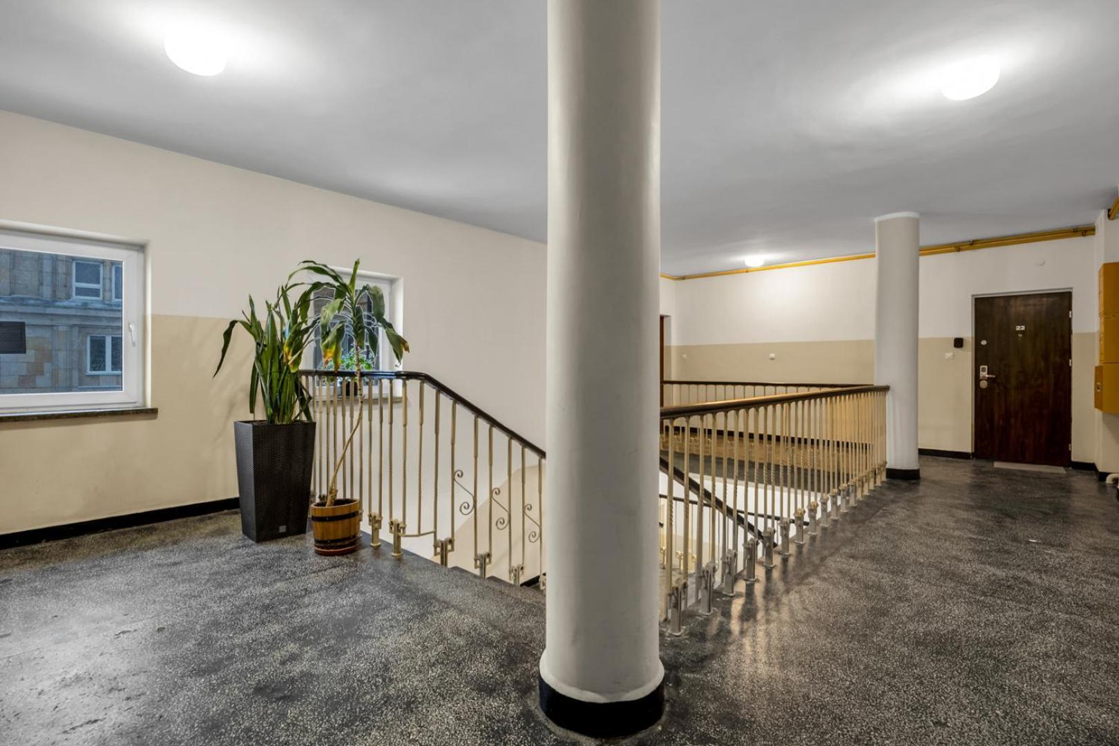 Metro Politechnika 3-Bedroom Apartment Warsawa Bagian luar foto